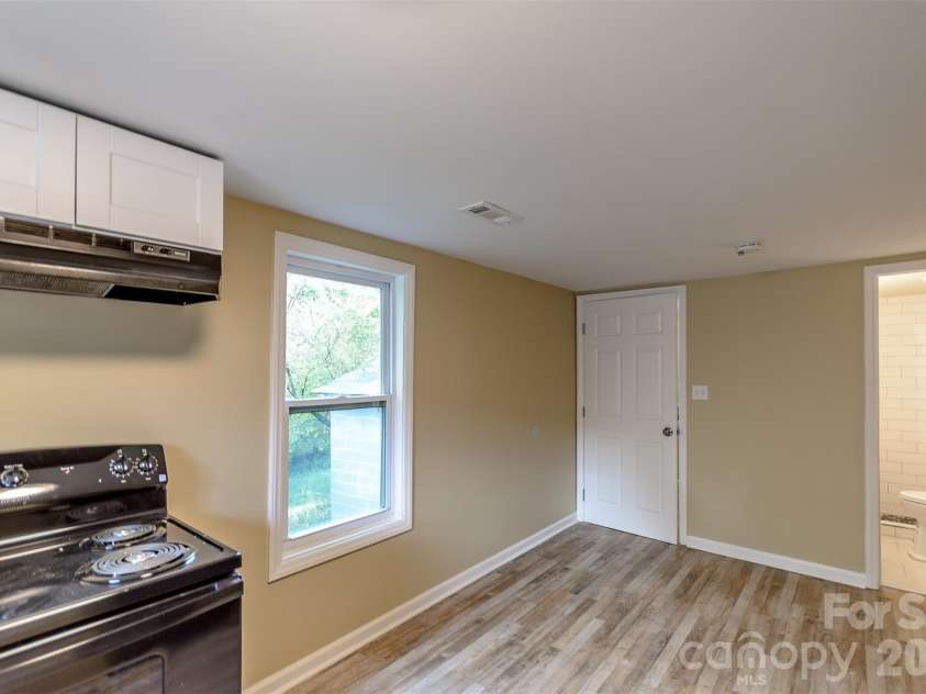 303 Rice Street, Kannapolis, NC 28081.  MLS# CAR4387455, YatesRealty ID 26654. 