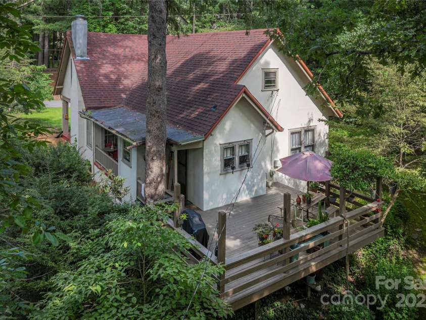 31 Samayoa Place, Asheville, NC 28806.  MLS# CAR4278899, YatesRealty ID 26654. 