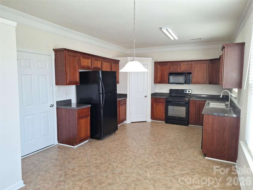 3107 Briar Rose Court, Charlotte, NC 28269.  MLS# CAR4387933, YatesRealty ID 26655. 