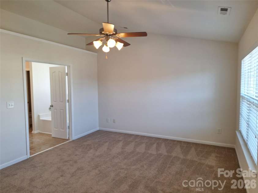 3107 Briar Rose Court, Charlotte, NC 28269.  MLS# CAR4387933, YatesRealty ID 26655. 