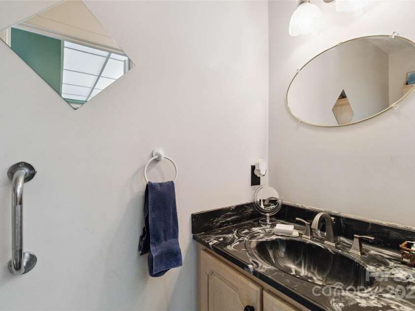 3149 Simmons Street, Kannapolis, NC 28083.  MLS# CAR4279043, YatesRealty ID 26655. 