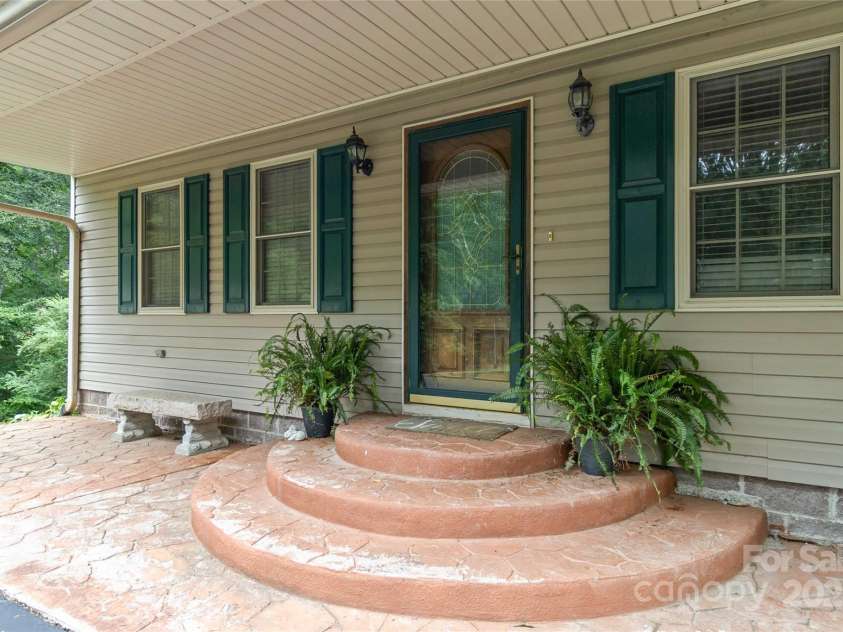 3149 Simmons Street, Kannapolis, NC 28083.  MLS# CAR4279043, YatesRealty ID 26655. 