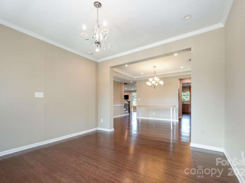 14836 Brotherly Lane, Charlotte, NC 28278.  MLS# CAR4280118, YatesRealty ID 26656. 
