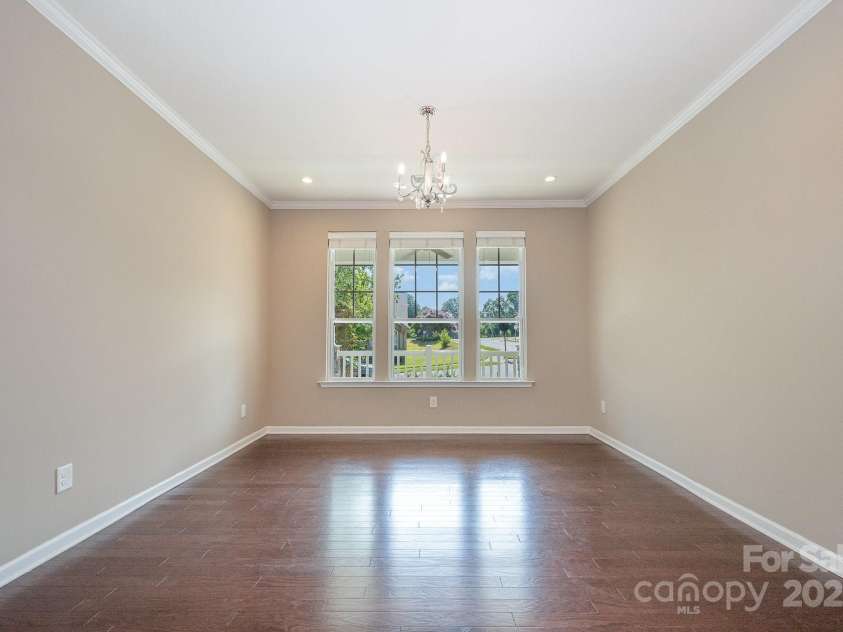 14836 Brotherly Lane, Charlotte, NC 28278.  MLS# CAR4280118, YatesRealty ID 26656. 