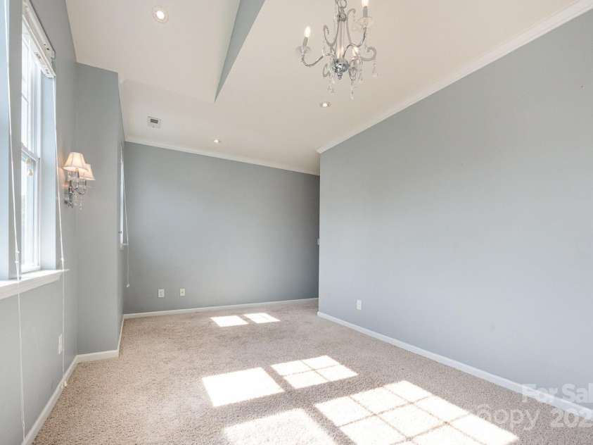14836 Brotherly Lane, Charlotte, NC 28278.  MLS# CAR4280118, YatesRealty ID 26656. 