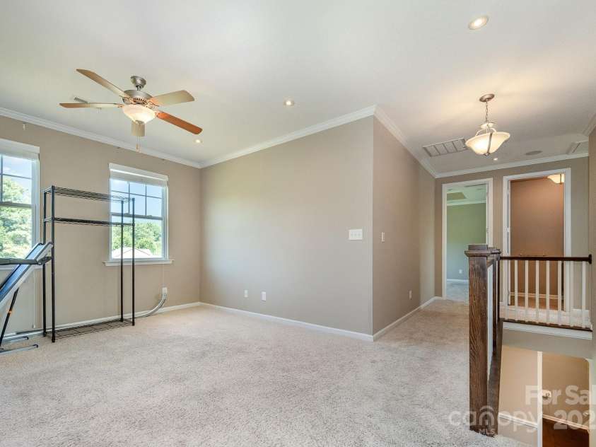 14836 Brotherly Lane, Charlotte, NC 28278.  MLS# CAR4280118, YatesRealty ID 26656. 