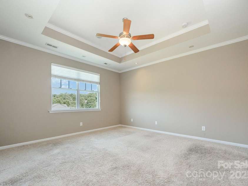 14836 Brotherly Lane, Charlotte, NC 28278.  MLS# CAR4280118, YatesRealty ID 26656. 