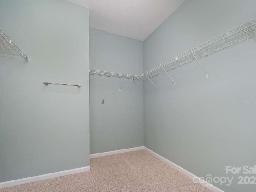 14836 Brotherly Lane, Charlotte, NC 28278.  MLS# CAR4280118, YatesRealty ID 26656. 