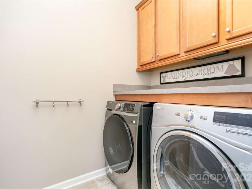 14836 Brotherly Lane, Charlotte, NC 28278.  MLS# CAR4293522, YatesRealty ID 26656. Laundry Area