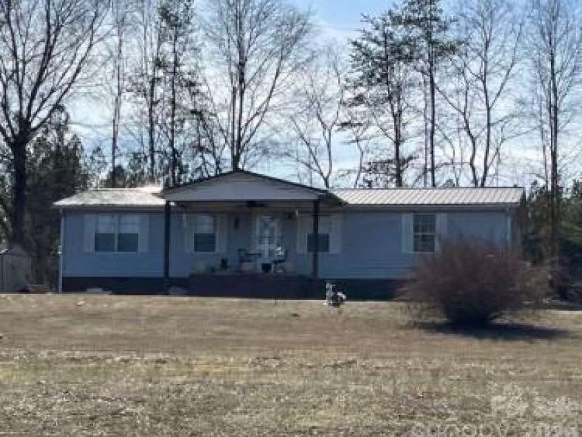 188 Brentway Drive, Forest City, NC 28043.  MLS# CAR4388097, YatesRealty ID 26657. 