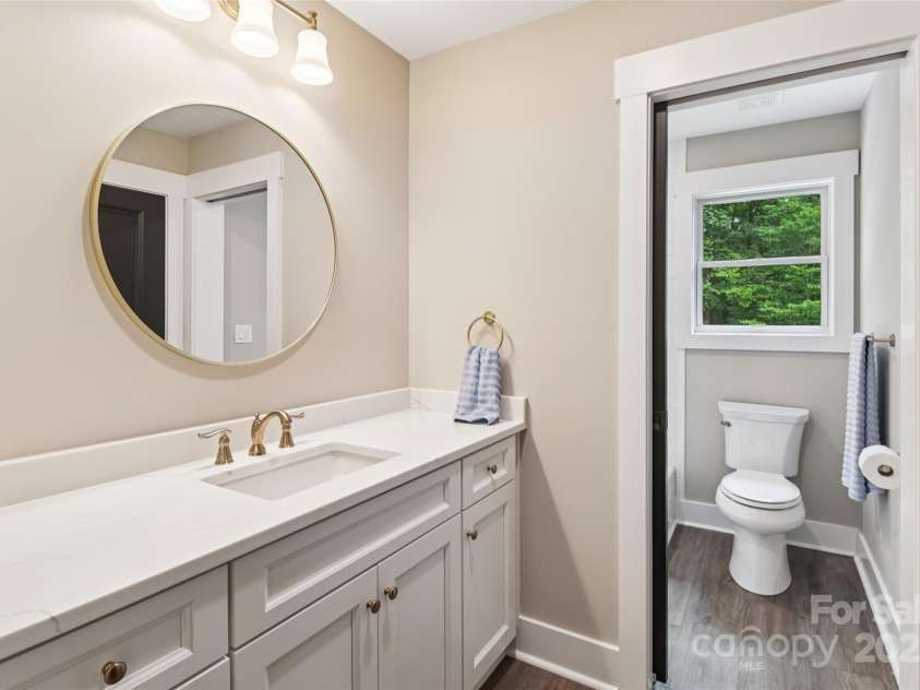 416 Plantation Way, Mount Gilead, NC 27306.  MLS# CAR4270243, YatesRealty ID 26658. Bedroom #3 Bathroom/Hall Bath