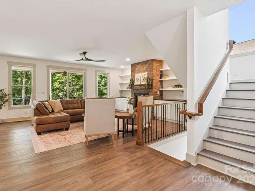 416 Plantation Way, Mount Gilead, NC 27306.  MLS# CAR4270243, YatesRealty ID 26658. Livingroom