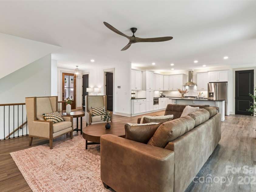 416 Plantation Way, Mount Gilead, NC 27306.  MLS# CAR4270243, YatesRealty ID 26658. Livingroom