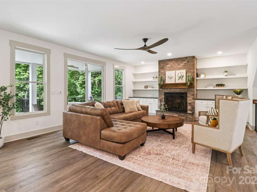 416 Plantation Way, Mount Gilead, NC 27306.  MLS# CAR4270243, YatesRealty ID 26658. Livingroom