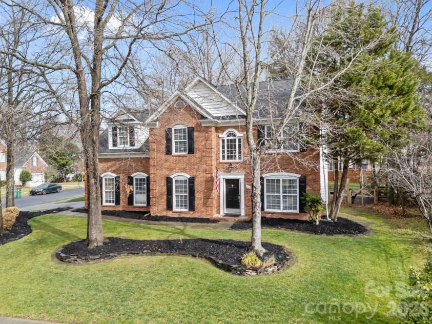 5536 Tullamore Lane, Charlotte, NC 28269.  MLS# CAR4349719, YatesRealty ID 2666. 