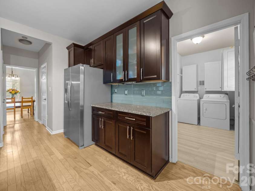 5536 Tullamore Lane, Charlotte, NC 28269.  MLS# CAR4349719, YatesRealty ID 2666. 