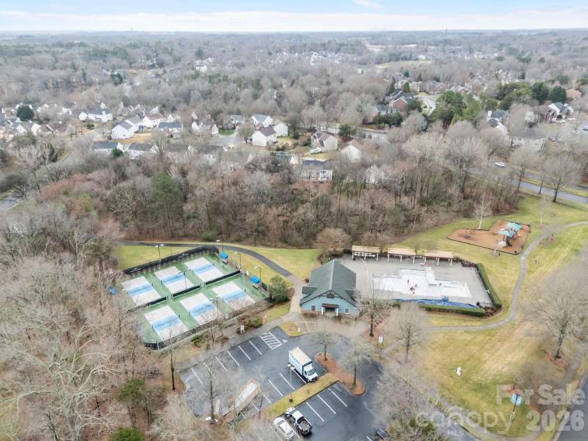 5536 Tullamore Lane, Charlotte, NC 28269.  MLS# CAR4349719, YatesRealty ID 2666. 
