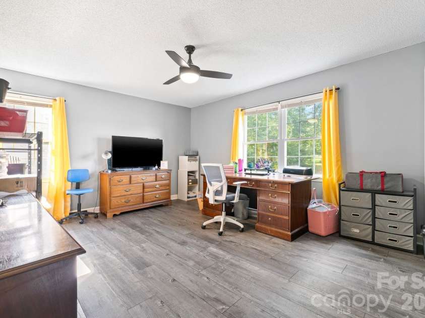 105 Saddlewood Lane, Statesville, NC 28625.  MLS# CAR4265001, YatesRealty ID 26662. 2nd bedroom