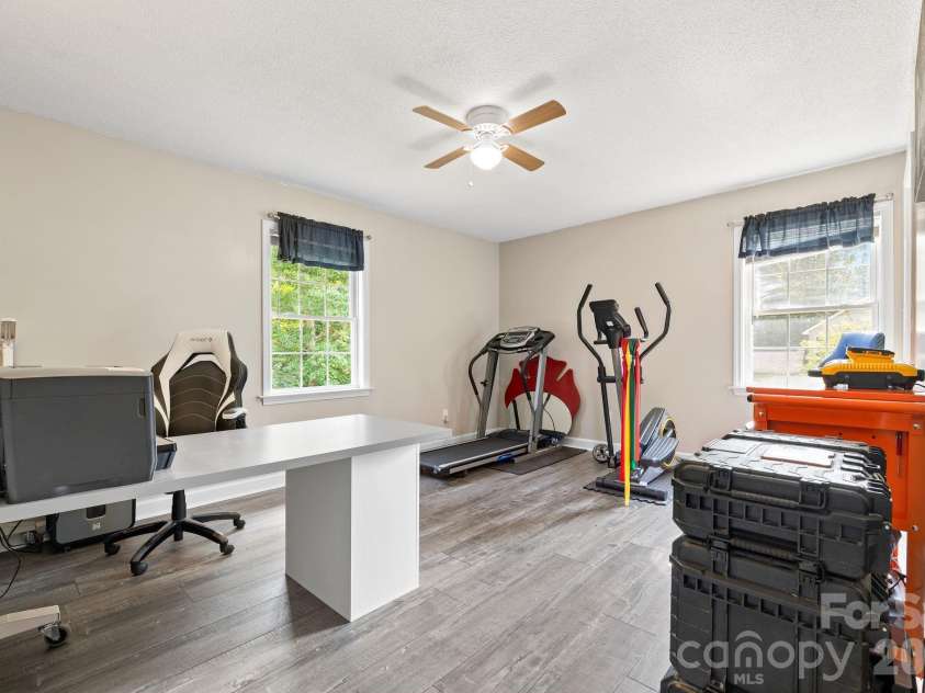 105 Saddlewood Lane, Statesville, NC 28625.  MLS# CAR4265001, YatesRealty ID 26662. 3rd bedroom