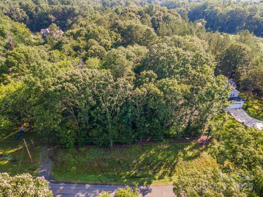 11201 Johnson Davis Road, Huntersville, NC 28078.  MLS# CAR4268331, YatesRealty ID 26663. 