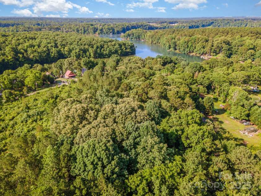 11201 Johnson Davis Road, Huntersville, NC 28078.  MLS# CAR4268331, YatesRealty ID 26663. 