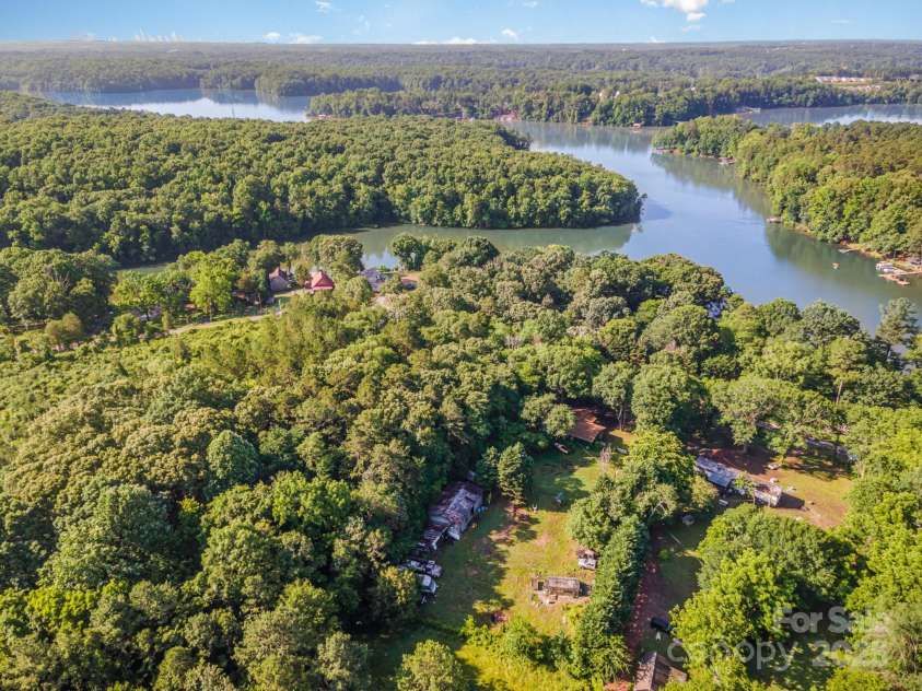 11201 Johnson Davis Road, Huntersville, NC 28078.  MLS# CAR4268331, YatesRealty ID 26663. 