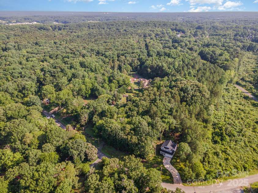 11201 Johnson Davis Road, Huntersville, NC 28078.  MLS# CAR4268331, YatesRealty ID 26663. 
