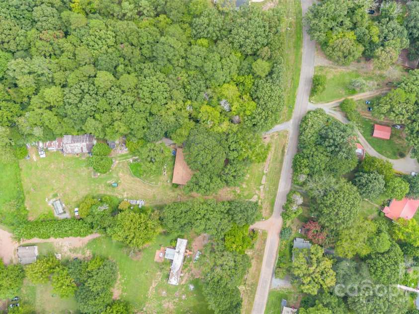 11201 Johnson Davis Road, Huntersville, NC 28078.  MLS# CAR4295442, YatesRealty ID 26663. Community Area