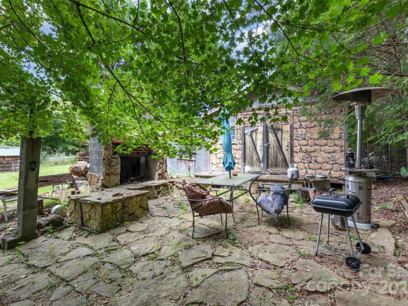 11201 Johnson Davis Road, Huntersville, NC 28078.  MLS# CAR4295442, YatesRealty ID 26663. Outdoor Patio