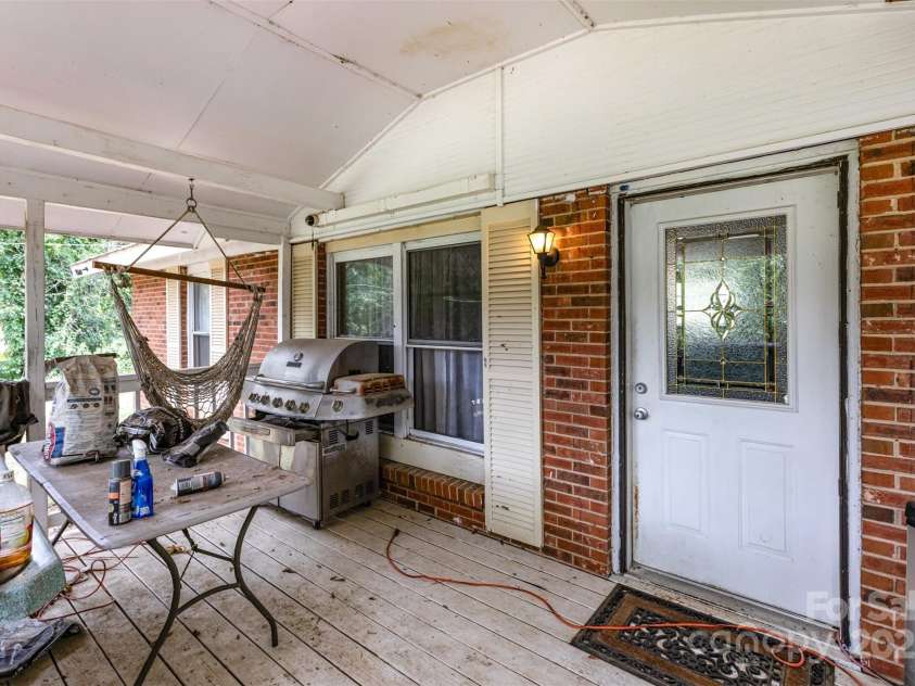 11201 Johnson Davis Road, Huntersville, NC 28078.  MLS# CAR4295442, YatesRealty ID 26663. Porch