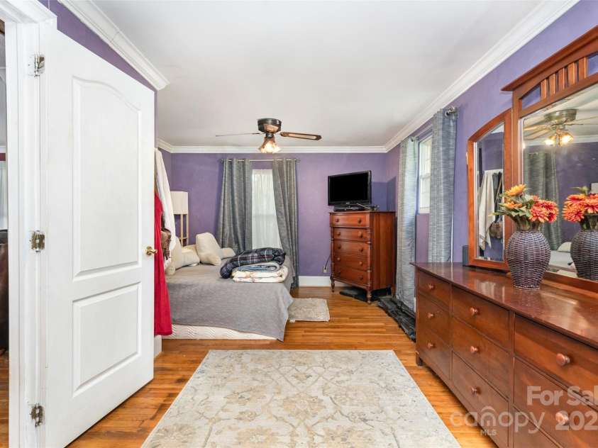 11201 Johnson Davis Road, Huntersville, NC 28078.  MLS# CAR4295442, YatesRealty ID 26663. Primary Bedroom