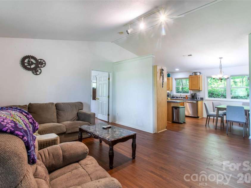 115 Knoll Ridge Lane, Waynesville, NC 28785.  MLS# CAR4376949, YatesRealty ID 26666. 