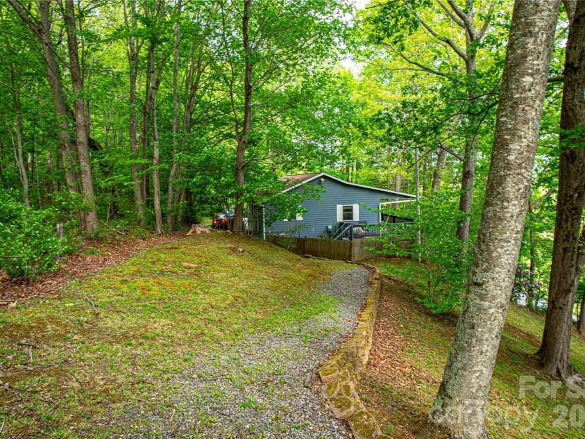 115 Knoll Ridge Lane, Waynesville, NC 28785.  MLS# CAR4376949, YatesRealty ID 26666. Storage building.