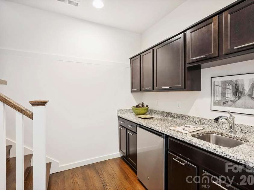 2829 Brevard Street, Charlotte, NC 28205.  MLS# CAR4364948, YatesRealty ID 26667. The perfect guest kitchen
