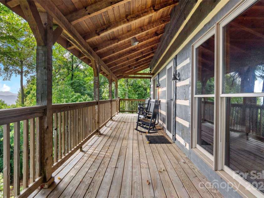 1297 Wipprecht Drive, Spruce Pine, NC 28777.  MLS# CAR4176444, YatesRealty ID 2667. 