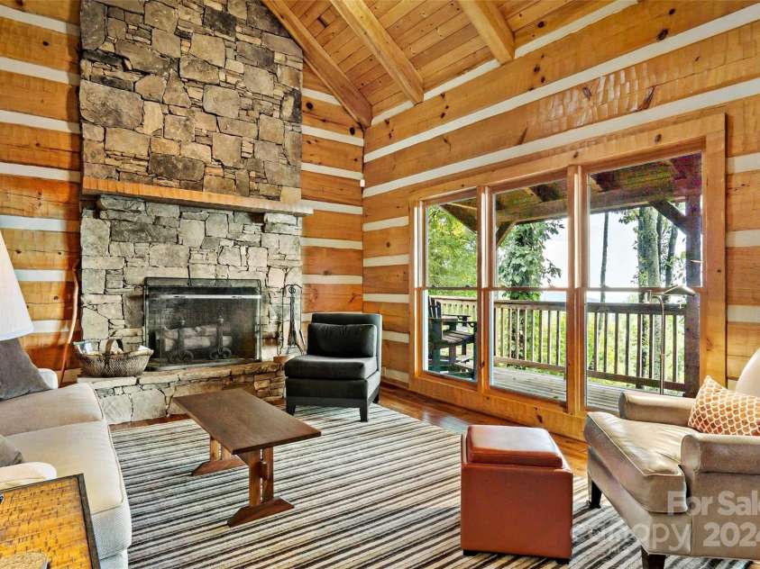 1297 Wipprecht Drive, Spruce Pine, NC 28777.  MLS# CAR4176444, YatesRealty ID 2667. 