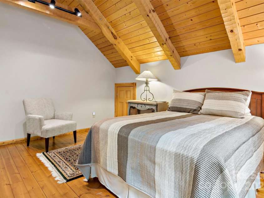 1297 Wipprecht Drive, Spruce Pine, NC 28777.  MLS# CAR4176444, YatesRealty ID 2667. 