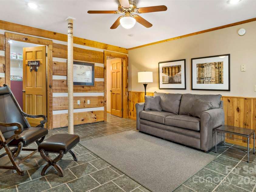 1297 Wipprecht Drive, Spruce Pine, NC 28777.  MLS# CAR4176444, YatesRealty ID 2667. 