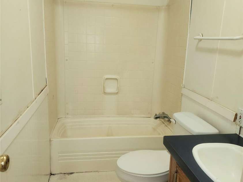 933 Osteen Road, York, SC 29745.  MLS# CAR4281275, YatesRealty ID 26671. 2nd bathroom (hall) sink/vanity