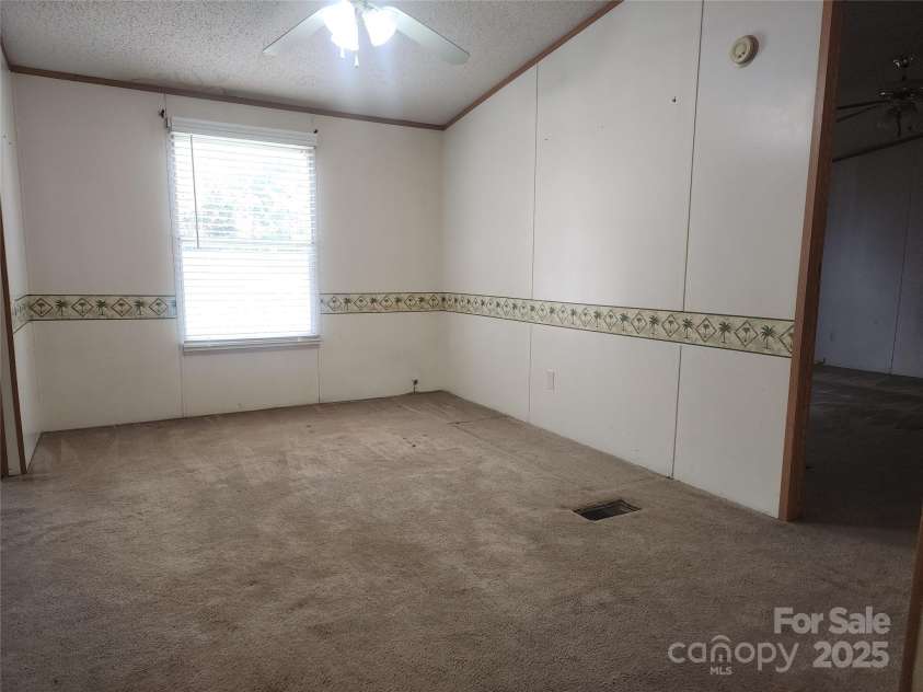 933 Osteen Road, York, SC 29745.  MLS# CAR4281275, YatesRealty ID 26671. Formal Dining Room