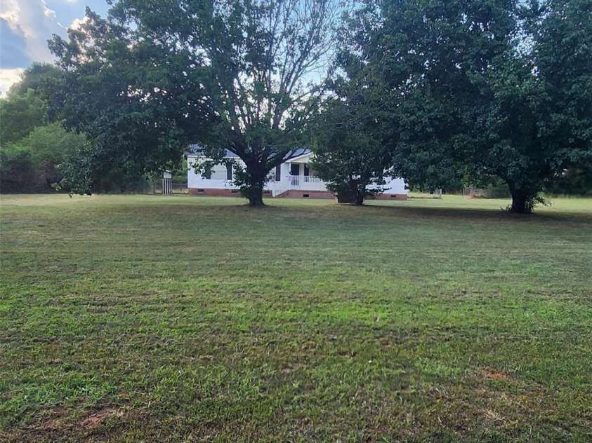 933 Osteen Road, York, SC 29745.  MLS# CAR4281275, YatesRealty ID 26671. Osteen Road View