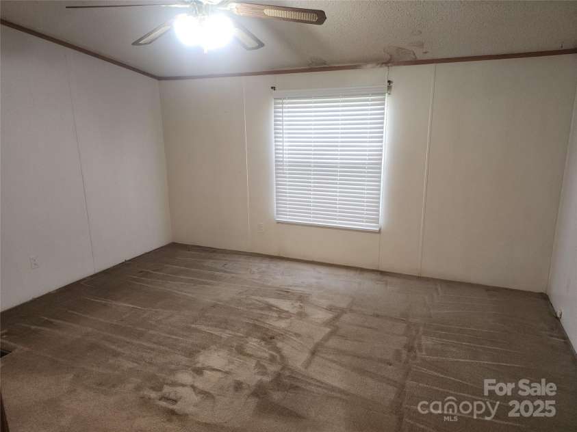 933 Osteen Road, York, SC 29745.  MLS# CAR4281275, YatesRealty ID 26671. Primary Bedroom with Ensuite and Walk In Closet