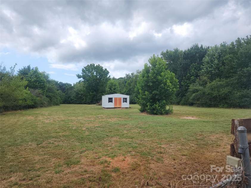 933 Osteen Road, York, SC 29745.  MLS# CAR4281275, YatesRealty ID 26671. Storage / Utility Bldg