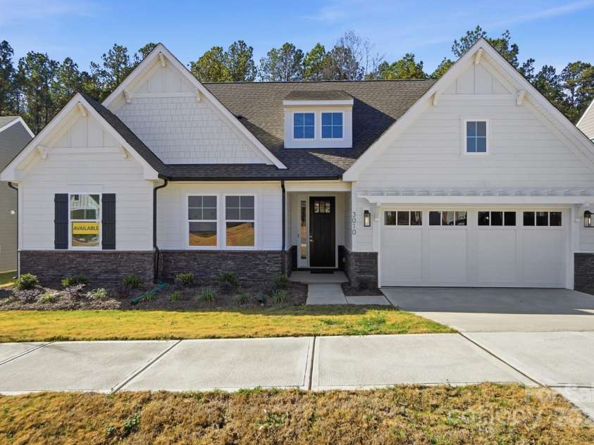 3010 Cedar Falls Drive, Waxhaw, NC 28173.  MLS# CAR4281625, YatesRealty ID 26672. 