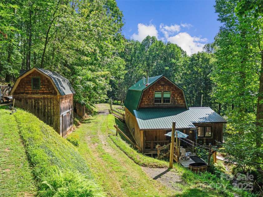 2490 US 80 Highway, Burnsville, NC 28714.  MLS# CAR4282852, YatesRealty ID 26673. Main House & Can House/Music and Office Room