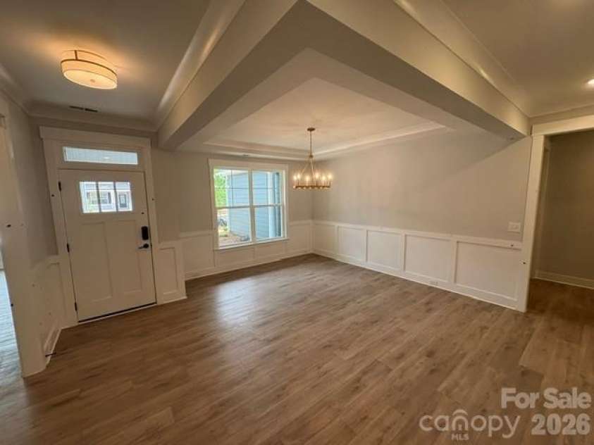 1336 Knob Creek Drive, Gastonia, NC 28054.  MLS# CAR4368272, YatesRealty ID 26674. Entryway and Dining Room