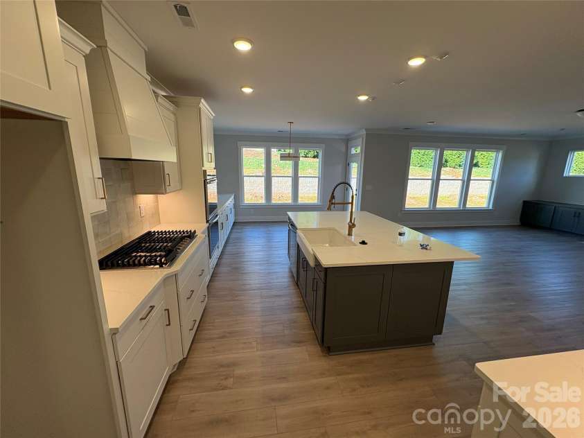 1336 Knob Creek Drive, Gastonia, NC 28054.  MLS# CAR4368272, YatesRealty ID 26674. Kitchen