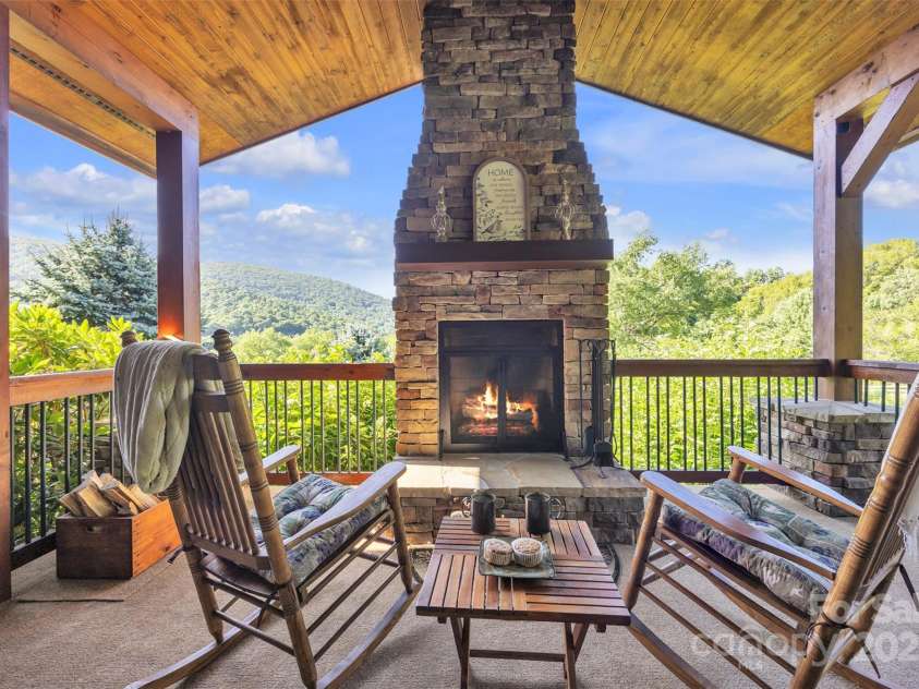 314 Elk Creek Mountain Parkway, Todd, NC 28684.  MLS# CAR4282759, YatesRealty ID 26674. 