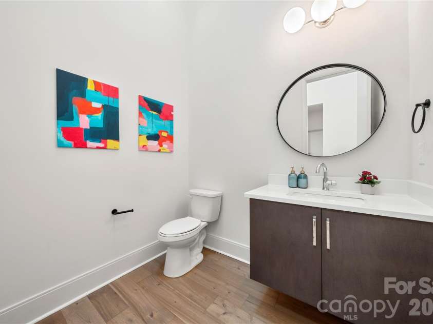 1852 Lakedell Drive, Charlotte, NC 28215.  MLS# CAR4365879, YatesRealty ID 26675. 