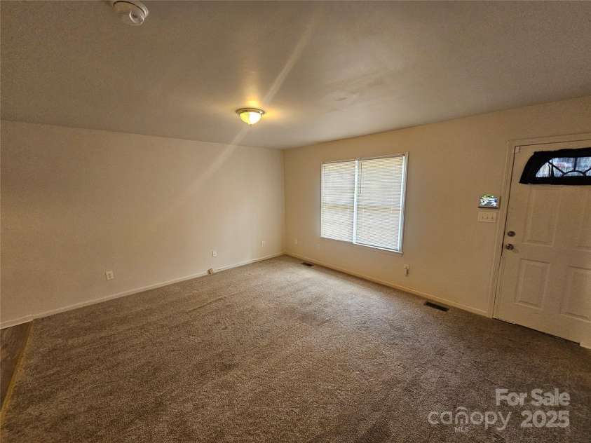 606 North Street, Belmont, NC 28012.  MLS# CAR4265350, YatesRealty ID 26675. Unit A